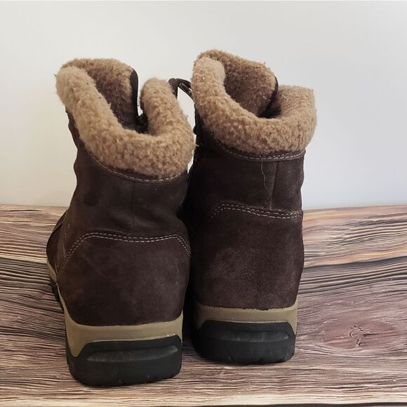 Sorel Waterfall Low Lace Waterproof Boots - Picture 2 of 11